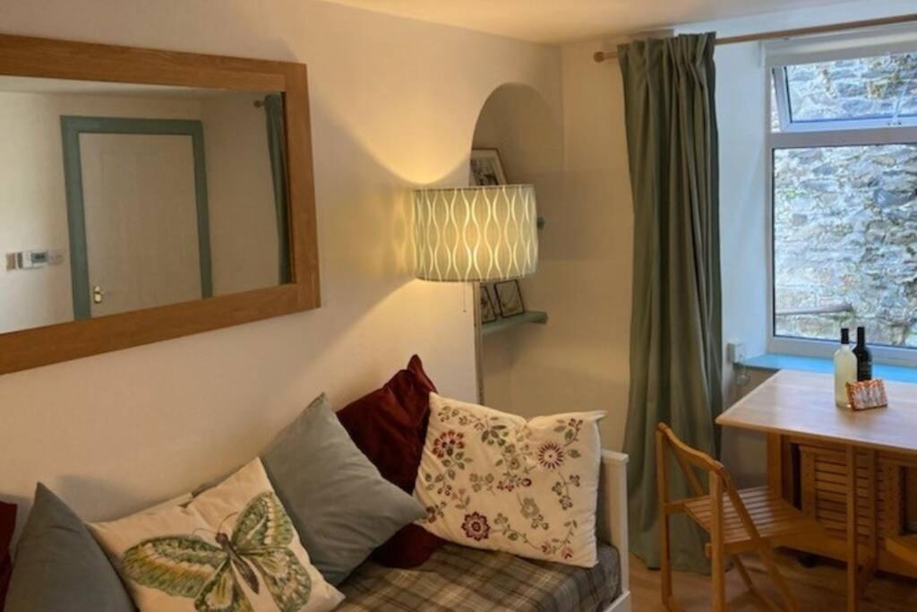 The Snug, A Great Flat In The Heart Of Peebles. Lejlighed Eksteriør billede